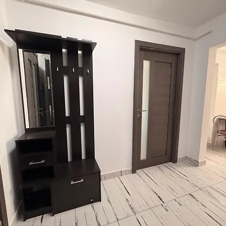 Apartment Ofer Spre Inchiriere 2